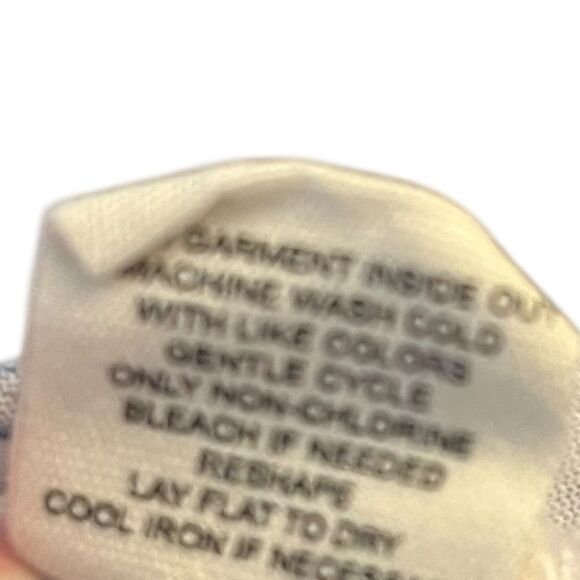 Retrology Red White And Blue Sleeveless Top Floral Print, Size XS - Picture 10 of 10